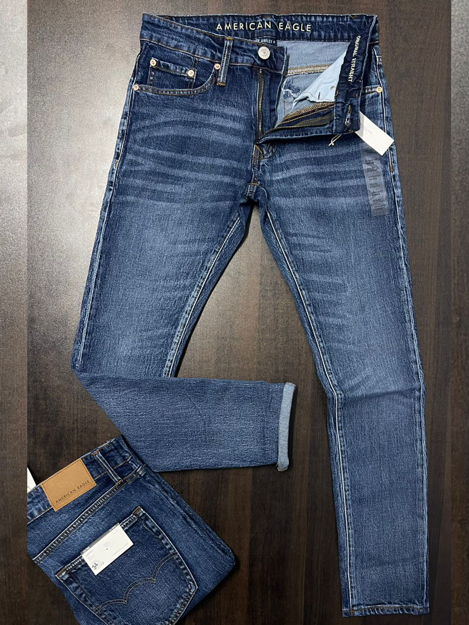 AMERICAN EAGLE JEANS