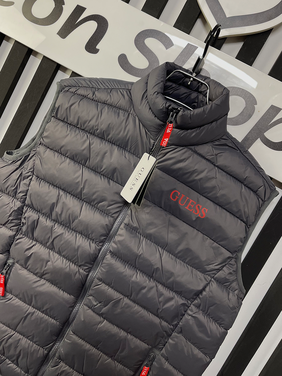 GUESS VEST