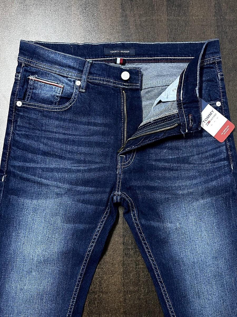 TOMMY HILFIGER JEANS