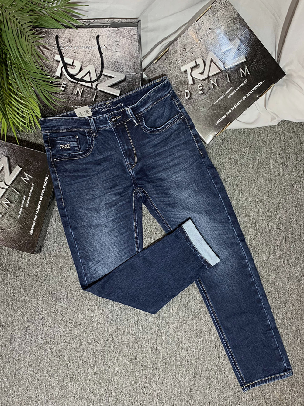 TRAZ JEANS