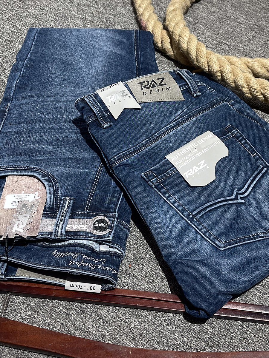 TRAZ JEANS